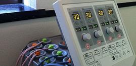 干渉電流型低周波治療器